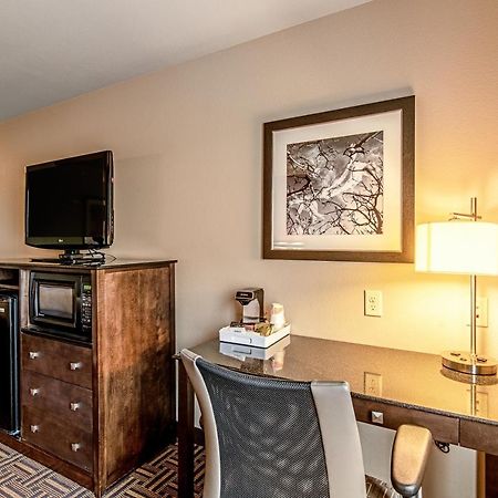 Astoria Hotel & Suites - Glendive Extérieur photo