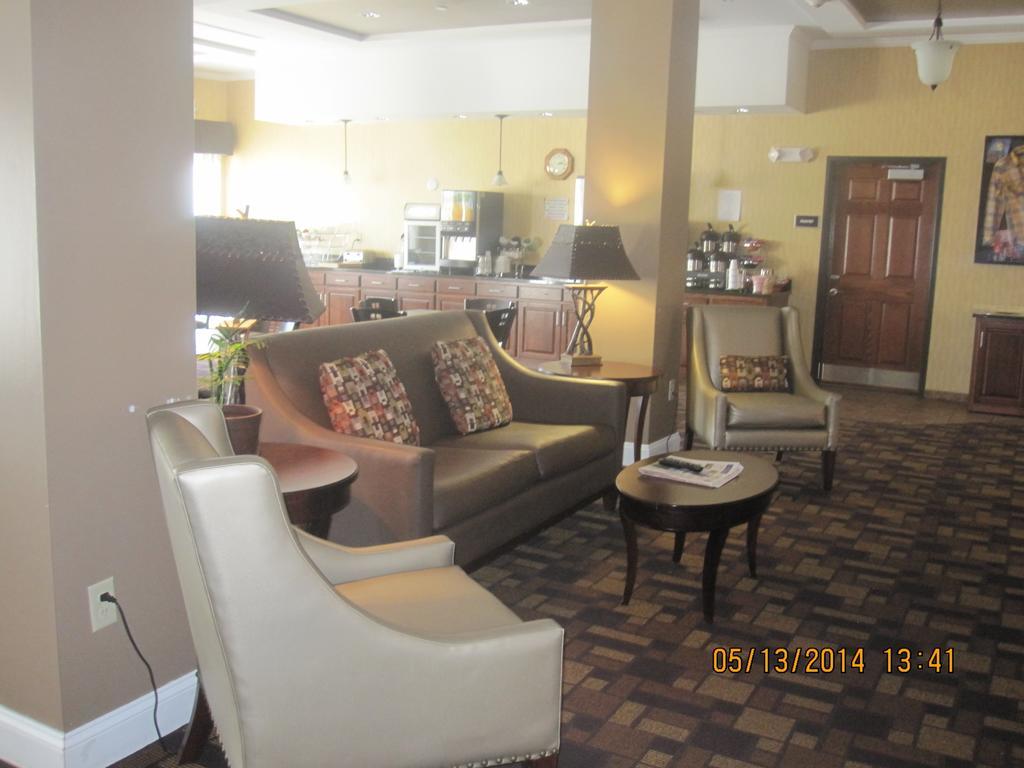Astoria Hotel & Suites - Glendive Extérieur photo