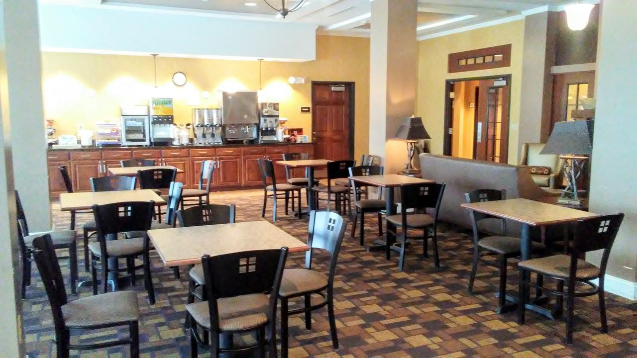 Astoria Hotel & Suites - Glendive Extérieur photo